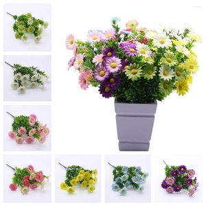 Flores decorativas 15 PCS PLÁSTICO ARTIFICIAL PLANTAS FALCAS Simulação Decoração de jardim de casamentos de casamentos Decoração de mesa de escritório ao ar livre interna