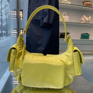 Muiii Girl Bag Designer Tote Bag Back Back Sack Высококачественная кожаная сладкая крутая кожаная сумочка сумочка с темным мульти карманным дизайном для женщин подарок