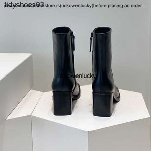Sıra Ayakkabı Ayakkabı Elbise Kadın Tasarımcıları Kadınlar İçin Kalın Topuk Kısa Botlar 2022 Yeni Deri Eğimli Kare Başlık Head Side Fermuper Martin FPCM 2XX6