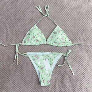 Sexy Bikini Badeanzug Schwimmanzug für Frauen Luxus frischer grüner Blumendruck Designer Badebekleidung Schwimmanzug Heiße Frühlingsbadeanzüge Sommer Beach Maillot de Bain