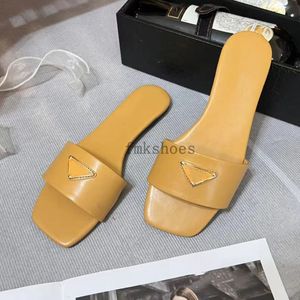 Women Designers slippers Sandals designer shoes Flat Slides Flip Flops Summer genuine Triangle leather Loafers Bath sandal Slippers sandale 5.7 03