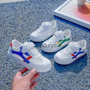 Sneakers Childrens Web Shoes 2023 New Spring/Summer Boys and Girls Mesh Small White Big Hollow Student Panel Trend H240507