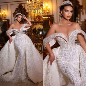 Hochzeitskleider Schulter wunderschön Die Meerjungfrau von Designer Shining Stripe Applicants Perlen Kapelle Custom Made Plus Size Bridal Gown Vestidos de Novia