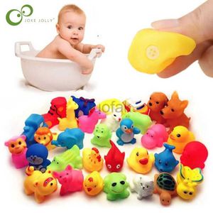 Bath Toys 13 PCs Animais fofos Nada de água Toys