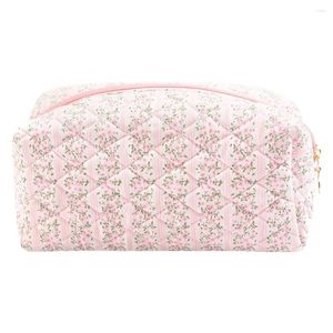 Cosmetic Bags Women Floral Bag Large Capacity Cotton Aesthetic Toiletry Purse Zipper Closure Quilted Makeup Handbag Female Travel