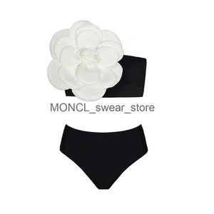 Swimwear femminile sexy a una spalla a pieghe floreali in bikini set di bikini mini monocini sexy sexy adatto per ragazze user di spiaggia estate h240507