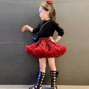 Xf18 tutu klänning nya flickor tutu kjol ballerina pettiskirt fluffy barn balett kjolar för festdans prinsessan flicka tyllkläder d240507