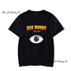 Bad Bunny Rapper Vintage Hip Hop T-shirt Sweatshirt Designer T Shirt Kort ärm Cotton Tshirt Summer Casual Buny Shoe Mens T Shirt Tee Harajuku kläder 627
