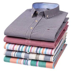 Koszule sukien męskich rozmiar m ~ 7xl 100% czysty bawełniany Oxford męski koszulki w paski w kratę zwykłą wysokiej jakości koszulę o długiej wysokiej jakości dla mężczyzn Koszulka guzika D240507