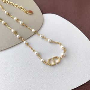 Brev Pearl Necklace Women Light Luxury Fashion Simple High Sense ClaVicle Necklace