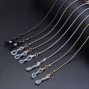 Eyeglasses chains Fashion Sunglasses Mask Eyeglasses Chains Anti-Lost Earphone Holder Lanyard Black Gold/Sliver Color For Women Men Metal