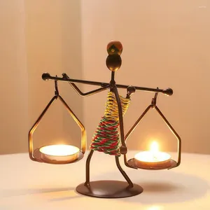 Kerzenhalter Nordic Metall Candlestick abstrakte afrikanische Charakter Skulpturenhalter Handgemachte Figuren Home Dekoration Geburtstagsgeschenke