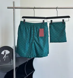 Мужские шорты размера плюс 2024 Новый пляжный брюк Официальный сайт Синхронный комфортный водонепроницаемый