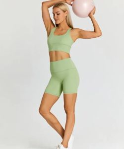 LU240 Yoga Bahar Yaz için Set Güzel Arka Spor Sütyen Şortları Takım Fitness Egzersiz Giyim Koşu Kırışmış Üçlü Pantolon