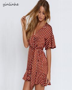 Yinlinh Red Polka Dorm Summer Dress Short Sleeve V Neck Sexy Mini Dress 여성 새시 슬림 허리 불규칙한 주름 완두콩 멍청이 304 Y11683892