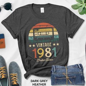 Women's T-Shirt Retro 1981 Limited Edition Retro Box Womens T-shirt 43rd Birthday Party Girl Gift Black T-shirt Womensl2405