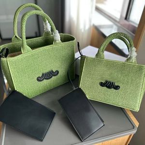 Yeni moda plaj çantası 2024 Tasarımcı Çanta Tatil Essential Straw Bag Kişilik Büyük Kapasite Crossbody Bag Çanta