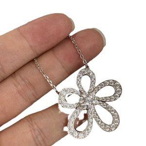 Designer Charm V Gold Plated Mijin Full Diamond Flower Necklace med hög kvalitet måste betalas av Internet Celebrites Jewelry