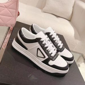 Designer Sneakers Casual Shoes Women Downtown Leather Sneaker Black Blue White Red Green Luxury Basketball Running Shoes 35-40 5.7 05