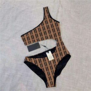 Designer midja ihålig baddräkt Kvinnor Designers Bikinis Letter Tryckt Bodysuit Badkläder Pool Surfing Hot Spring Swim Suit