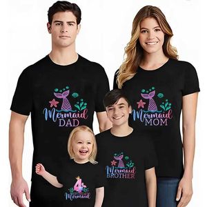 Camisetas masculinas de sereia de meninas de meninas da moda de moda Camiseta de festa 1 2 3 4 5 6 7 8 9 10 anos Tops Unisisex Kids Black TS Combinando roupas de família T240506