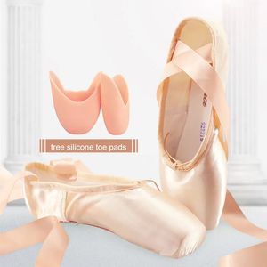 Продажа Satin Ballet Pointe Shoes Профессиональные девочки женские танцевальные туфли с лентами 240507