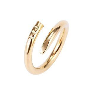 Love Designer Ring Ring Womens Роскошные украшения титановое стальное кольцо для ногтей модное повседневное дамское алмазное предложение Дня святого Валентина подарок