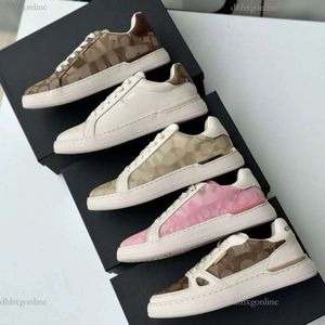 Neue 80 Schuhe Sneakers Männer Leder flach Schnüre-up weiße Schuhe Gummi-Sohle-Sneaker-Trainer Schuhe Frauen Vintage Stickerei Classic Casual E Schuhe 446