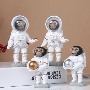 Miniature astronauta spaziale scimmia ornamenti in resina figurine soggiorno ingresso casa buona cosa ornamenti artigianali in resina casa