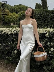 Lässige Kleider sexy Satinhalter -Party elegant weißer rückenfreier Verband Midi Kleidergeschäft Sommer