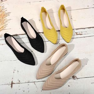 Women's Knitted Pointed Toe Ballet Flats: Comfortable Slip-On Loafers with Breathable Design