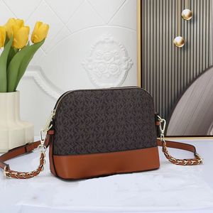 Tasarımcı Çanta Omuz Çantası Çanta Kadın Çapraz Bag Tote Alışveriş Elçisi Çapraz Vücut Çantası Vintage Kabuk Çanak Moda Çantası