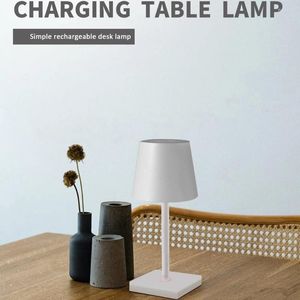 Lâmpadas de mesa recarregáveis 3 luminária de mesa escasces de escuridão de cor 5000mAh LED portátil para barras de restaurantes Patio em casa ao ar livre