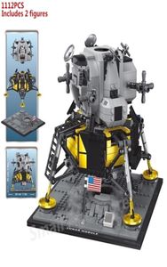 Новый эксперт по созданию 2020 года Apollo 11 Moon Space Rocket Lunar Lander Совместимость 10266 Строительные блоки Toys For Boys Child Gift LJ29563257