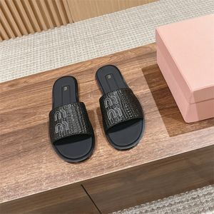 Moda Sapato de palha de calçada de verão sandália salto masculino Sapatos femininos de tecer interno externo sandale calcanhar lapso liso casual sliders de luxo sexy design