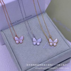 Moda Alta Versão V-Gold Butterfly Colar Butterfly Van White Fritillaria CNC revestido com ouro rosa de 18k não desbotado com logotipo