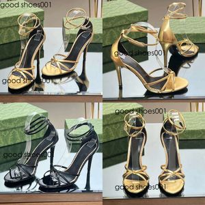 女性S Strappy Sandal Metallic Gold High Heils Patent Leathe Ankle Strap Designer Fashion Wedding Stiletto Heel Party Dress Shoes Original Edition