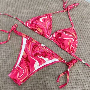 Seksi Bikini Mayo Yüzme Takım Kadınlar İçin Lüks Güzel F Markalar Kırmızı Çiçek Baskı Tasarımcı Mayo Mayo Takım Takımları Yaz Plajı Maillot De Bain