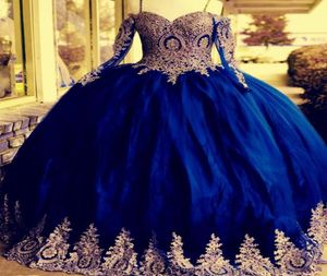 Incredibile blu reale con applique oro Quinceanera abiti da ballo abito da ballo maniche lunghe spalla fredda Sweet 16 abiti da festa8387580