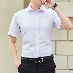 Herrklänningskjortor 2024 Summer Mens Slim Solid Color Short Sle Shirt Business Casual White Shirt Brand Large Size 5xl Classic Style D240507