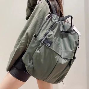 Hochwertige Outdoor-Taschen Schoolbag Rucksack Ladies Diagonal Bag Neue Leichte Rucksäcke Frauen Yoga Outdoor-Taschen mit Logo