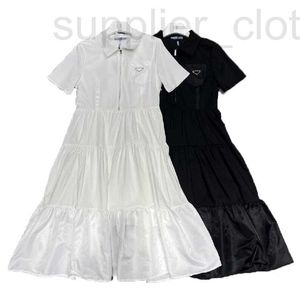 الفساتين الأساسية غير الرسمية مصمم الأزياء الفاخرة للسيدات العلامة التجارية الورك فساتين بيضاء قصيرة الأكمام جولة رقبة الرمز البريدي تنورة رقيقة توبس توبس عالية الجودة النساء الصيف 0WHX
