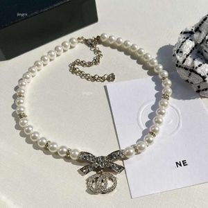Designer halsband halsband för kvinnor pärlhalsband hängar benkedjor fashionabla nec 848900
