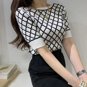 Women's T-Shirt High quality sexy Halterneck silk knitted reversible mesh short sleeved womens sweater without back vest top crop sweaterL2405