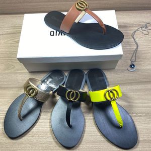 Men beach slippers Summer woman shoe Slides letter Flat heel designer shoes 100% leather sandals Metal button Lazy lady Loafers Flip flops Large size 35-42-44-45 With box