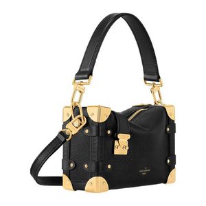 Borse per motociclette 2024 Nuova borsa femminile Nera Black Cucciolo Cucciolo Cucciolo angolare Borsa a traversa a tracolla M23817 M23817