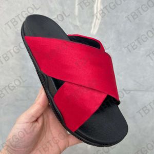 مصمم مع Slides Slides Men Slippers Summer Sandal Beachs Women Flats Platfor