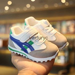 Sneakers Childrens Forrest Gump Buty na rzep Casual Sports Sofe Sole Baby Walking Spring and Autumn H240507