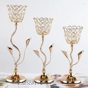 Kerzenhalter 1PCS Blätterstil Kristallhalter Wohnkultur Gold Candelabra Moderne Hochzeitstischdekoration