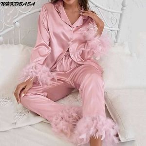 Kvinnors sömnkläder NHKDSASA Feather Pyjamas Womens 2-Piece Set Långärmad Lapel Top Satin Casual Womens Set With Pants Summer 2023 WX